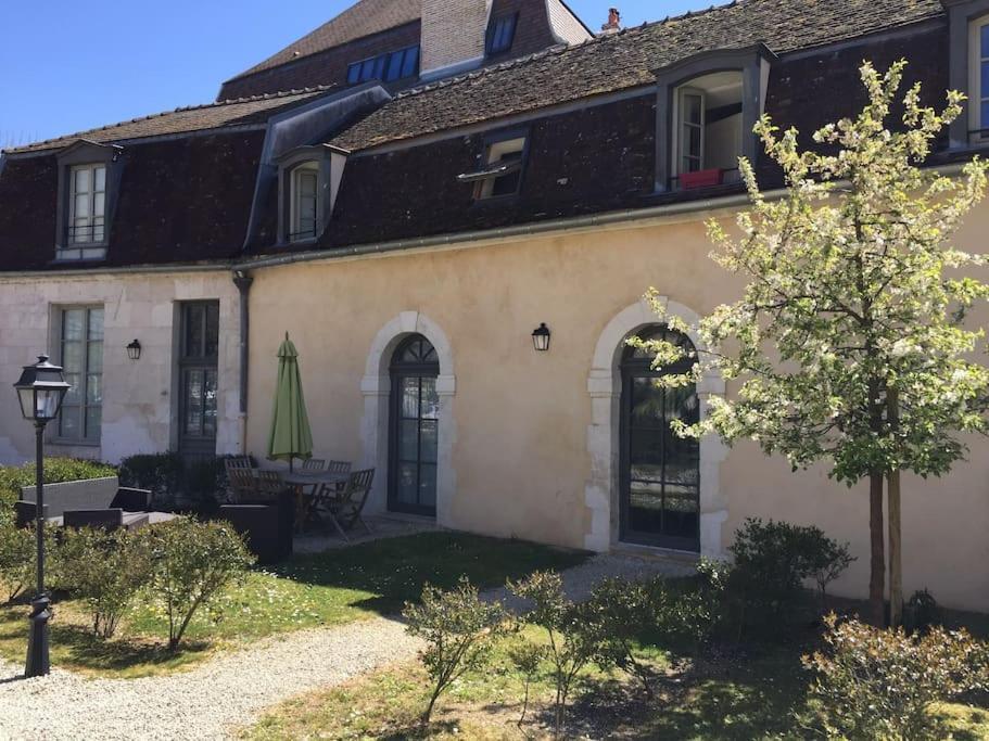 Bel Appart Au Bord De L'Eau Proche Gare Avec Wifi Auxerre Exterior foto